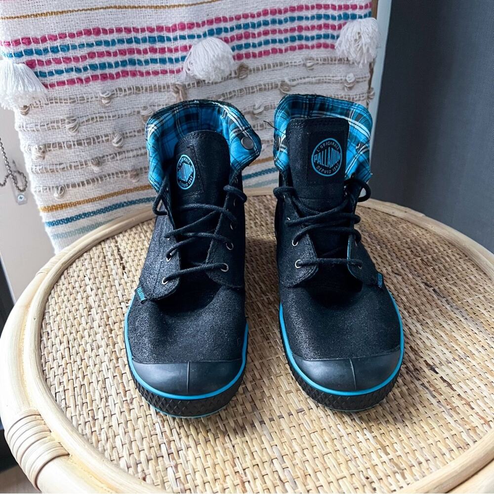 Palladium Black Blue High Top Lace-Up Sneaker Boots Women’s Size 7 - Picture 3 of 7